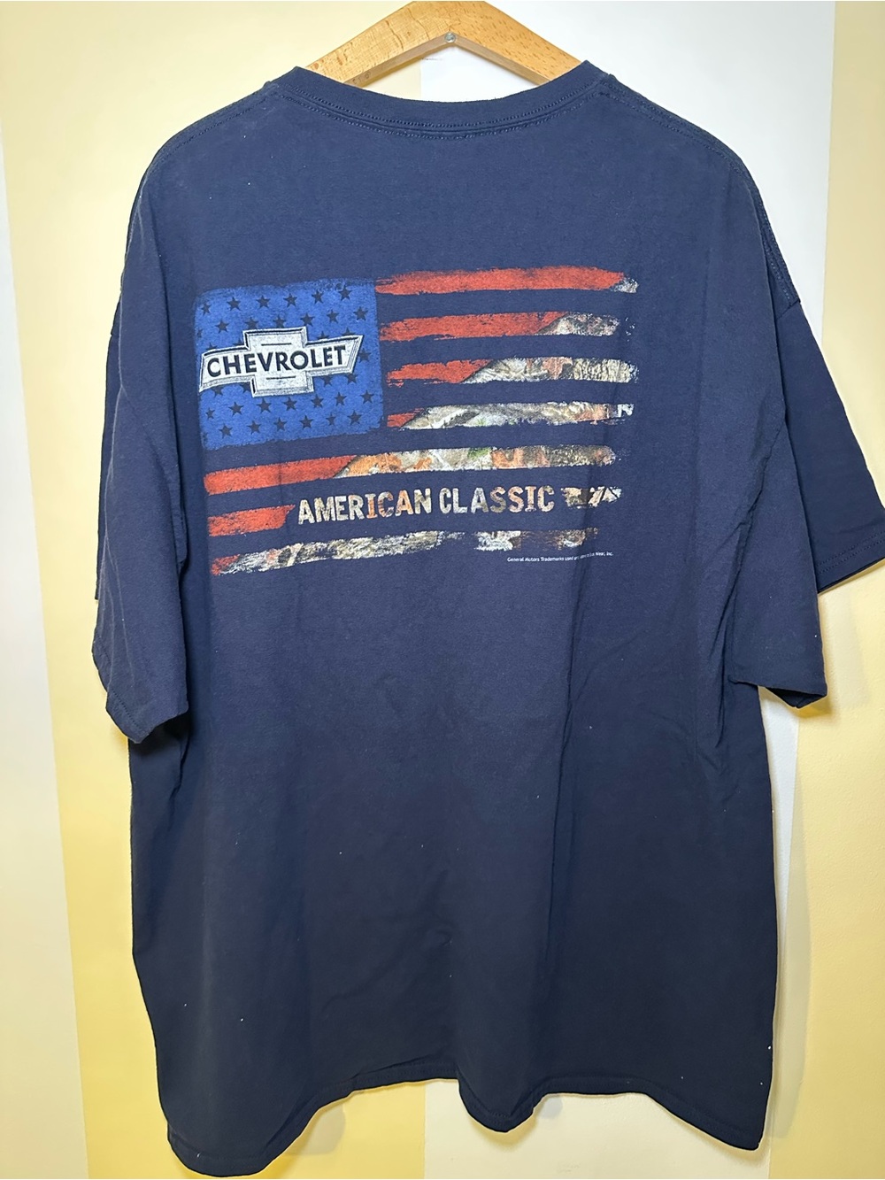 Chevrolet American Classic T-Shirt Mens XXL Navy Blue Camo Flag Buck Wear Chevy